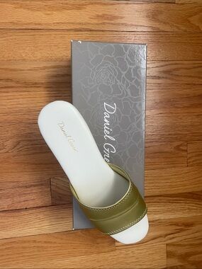 Daniel Green gold slide Sandal with White Footbed